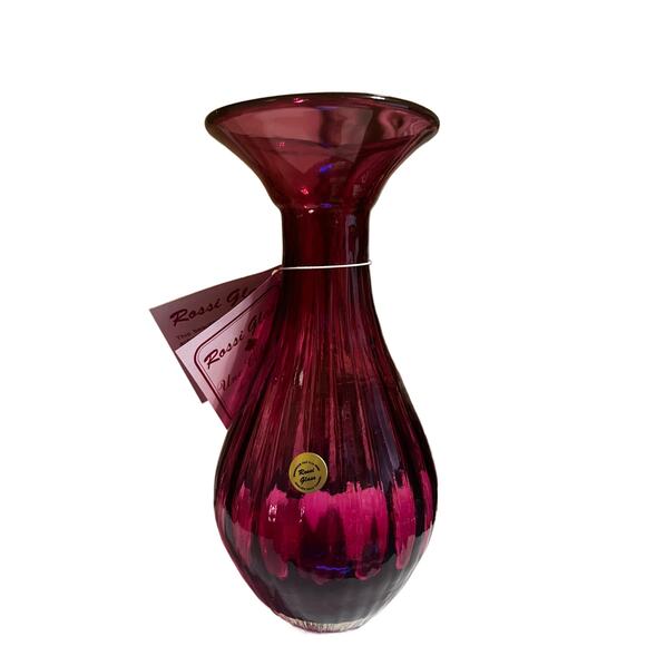 NWT Rossi A Canadian Cranberry 9" Handblown Ribbed Vase - Picture 2 of 3